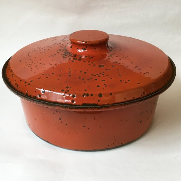 Vintage Hanova of Pasadena Red Orange Lava Enamel Casserole Lidded Pot - Picture 4 of 16